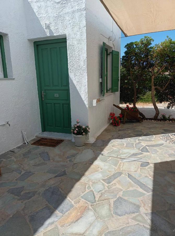 Pachaina Dioni Lux Inn 2 מראה חיצוני תמונה