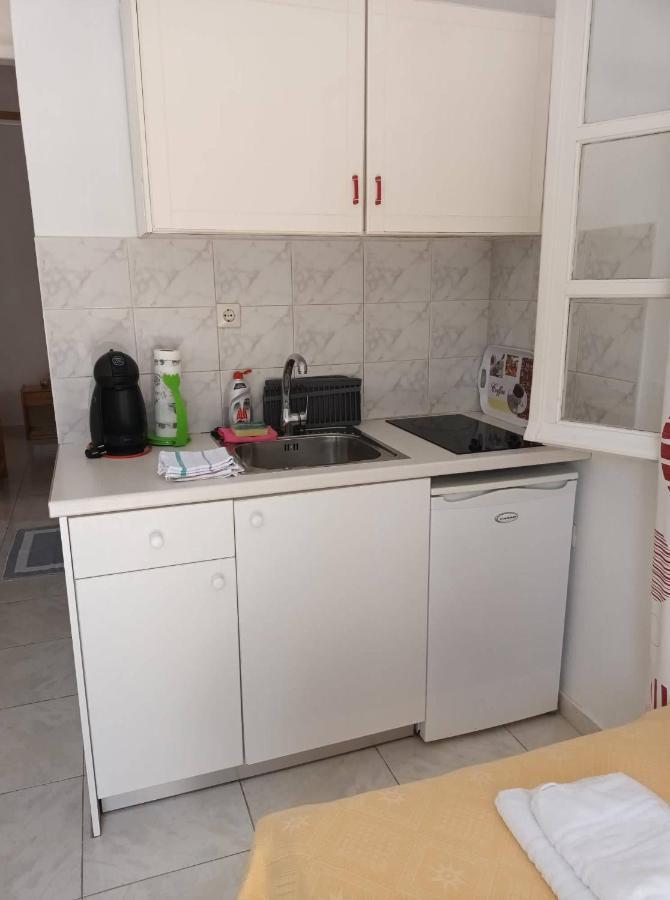 Pachaina Dioni Lux Inn 2 מראה חיצוני תמונה