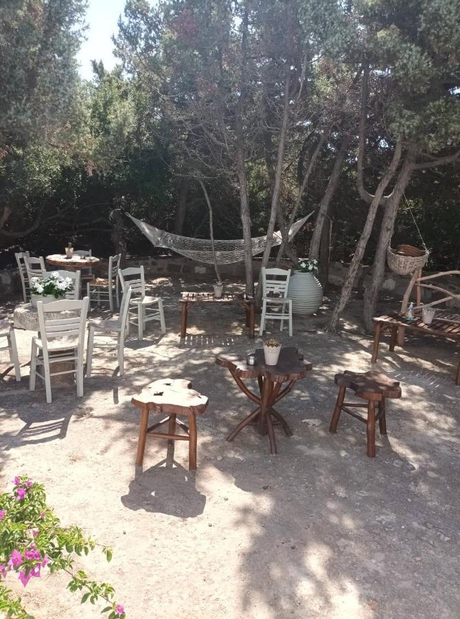 Pachaina Dioni Lux Inn 2 מראה חיצוני תמונה
